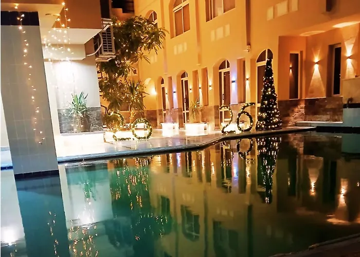 Cozy 1br Pool View Steps From The الغردقة