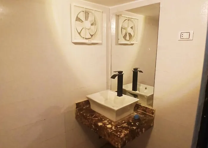 Cozy 1br Pool View Steps From The شقة