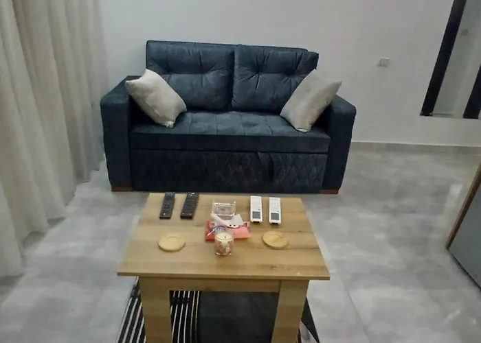 Cozy 1br Pool View Steps From The الغردقة